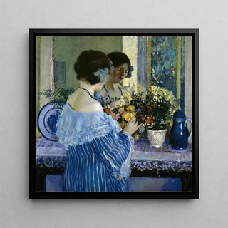 Fille en bleu arrangeant des fleurs - Frederick Carl Frieseke