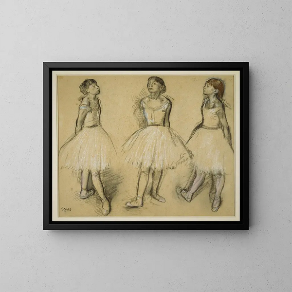 Tre studier av en dansare i fjärde position - Edgar Degas — inramlat konstverk på väggen