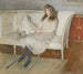 ung flicka sittande på en soffa kallad Symfoni i vitt Mademoiselle Paulmier - Paul César Helleu — vy av konstverket