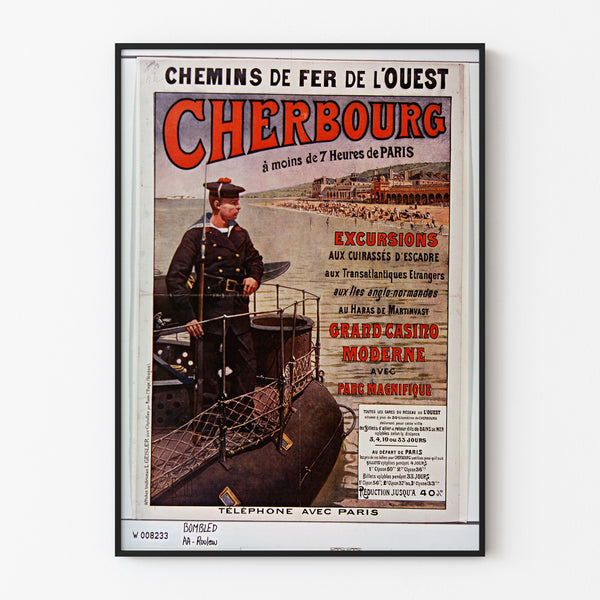 Vintageaffisch Normandie – Cherbourg, chemins de fer de l’Ouest, i en tunn ram på en ljus vägg.