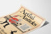 Vintageposter Artful Anticks med kung och katt