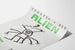 Poster "Feeling a Bit Alien" för att fira personliga olikheter