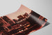 Vintageposter av Ghirardelli Square i San Francisco vid skymningen — vy av konstverket