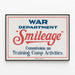 Affisch Krigsdepartementet Smileage Vintage — inramlat konstverk på väggen