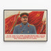 Sovjetisk propagandaposter 'Den store Stalin' med militär porträtt — inramlat konstverk på väggen