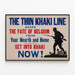 Vintage militär poster The Thin Khaki Line — inramlat konstverk på väggen